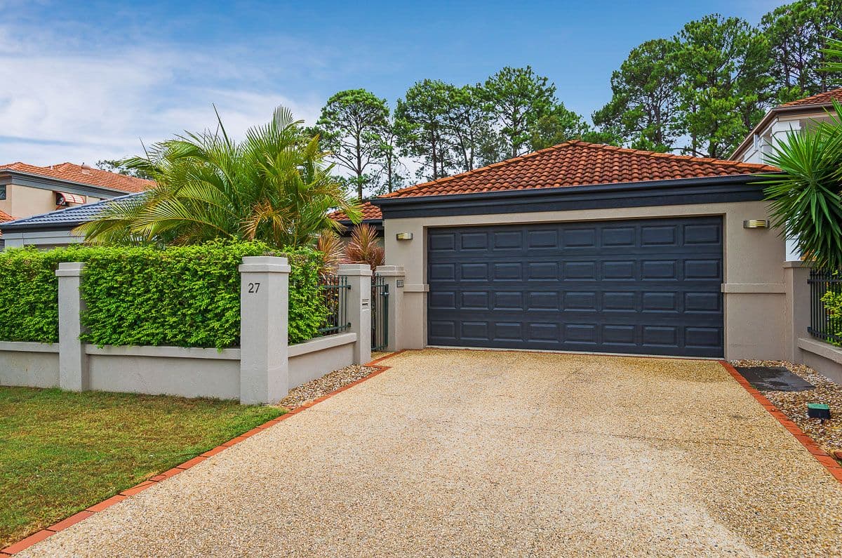 27 Ballybunyon Crescent, Hope Island QLD 4212, Hope Island - Thumbnail 4