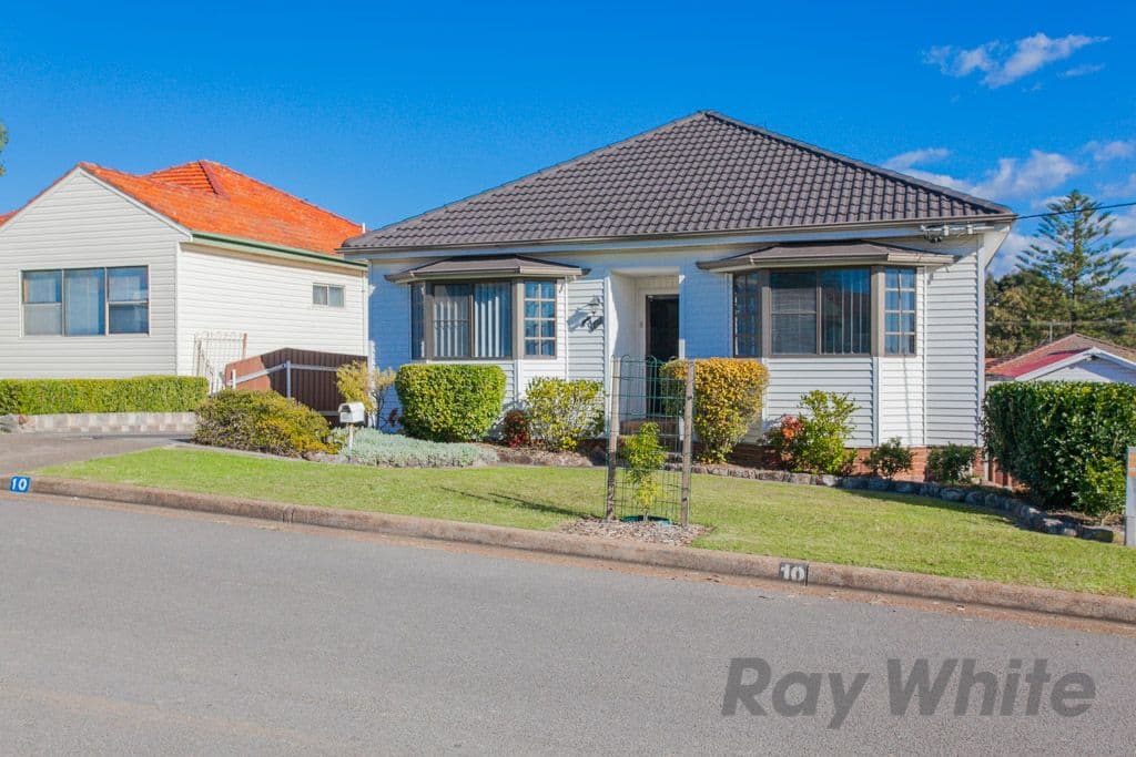 10 Delauret Square, WARATAH WEST NSW 2298, Waratah West - Image 1