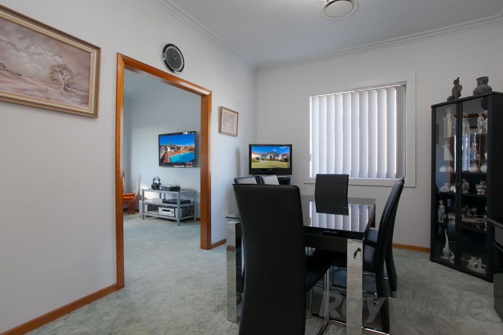 10 Delauret Square, WARATAH WEST NSW 2298, Waratah West - Thumbnail 4