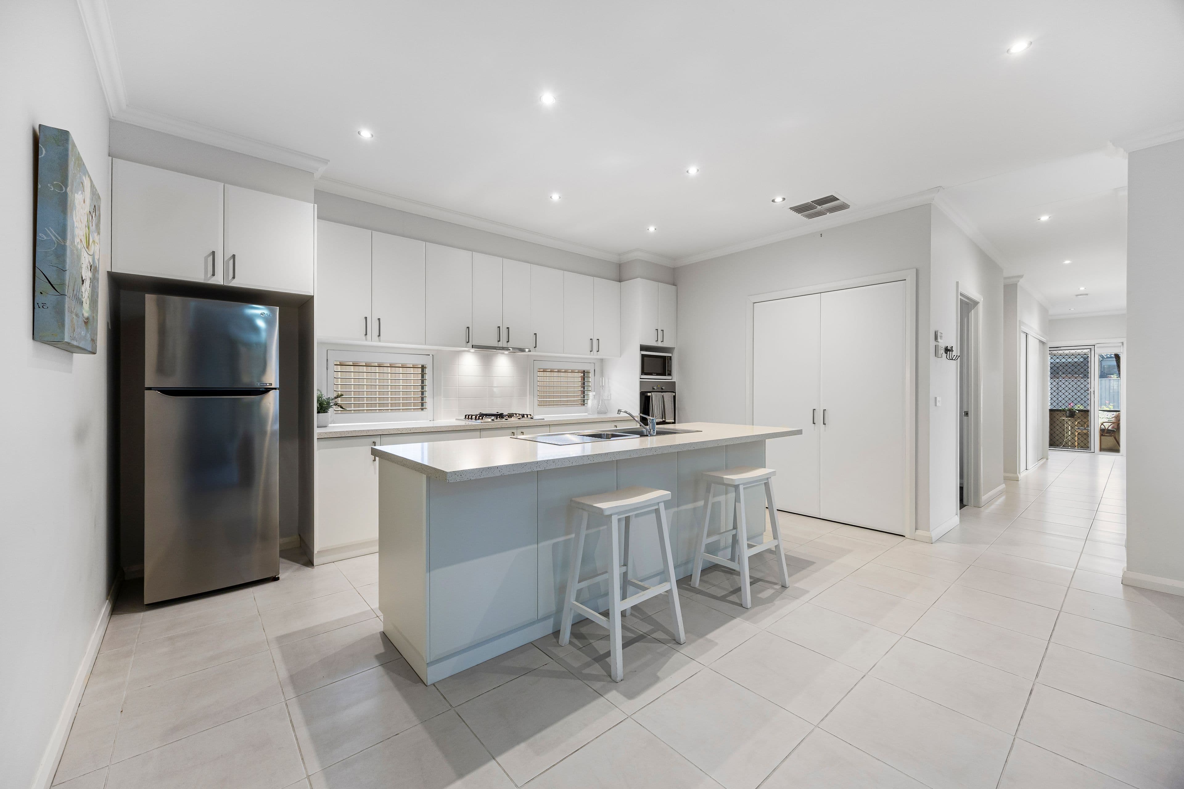 28 Monastery Drive, Wendouree VIC 3355, Wendouree - Thumbnail 3