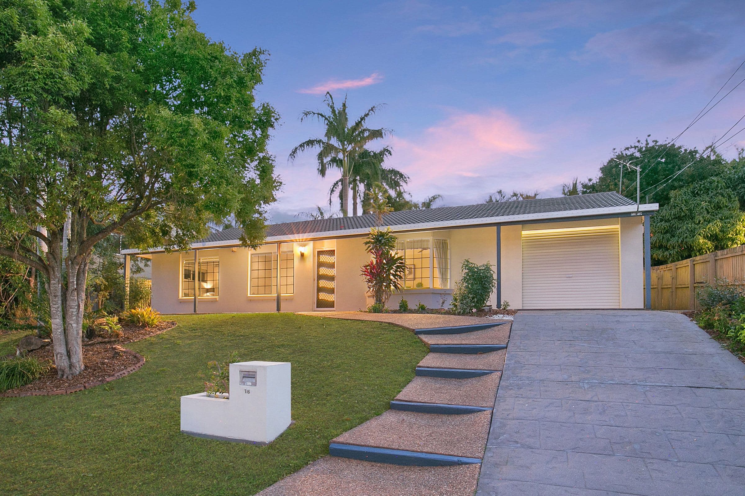 18 Drake Road, Springwood QLD 4127, Springwood - Thumbnail 2