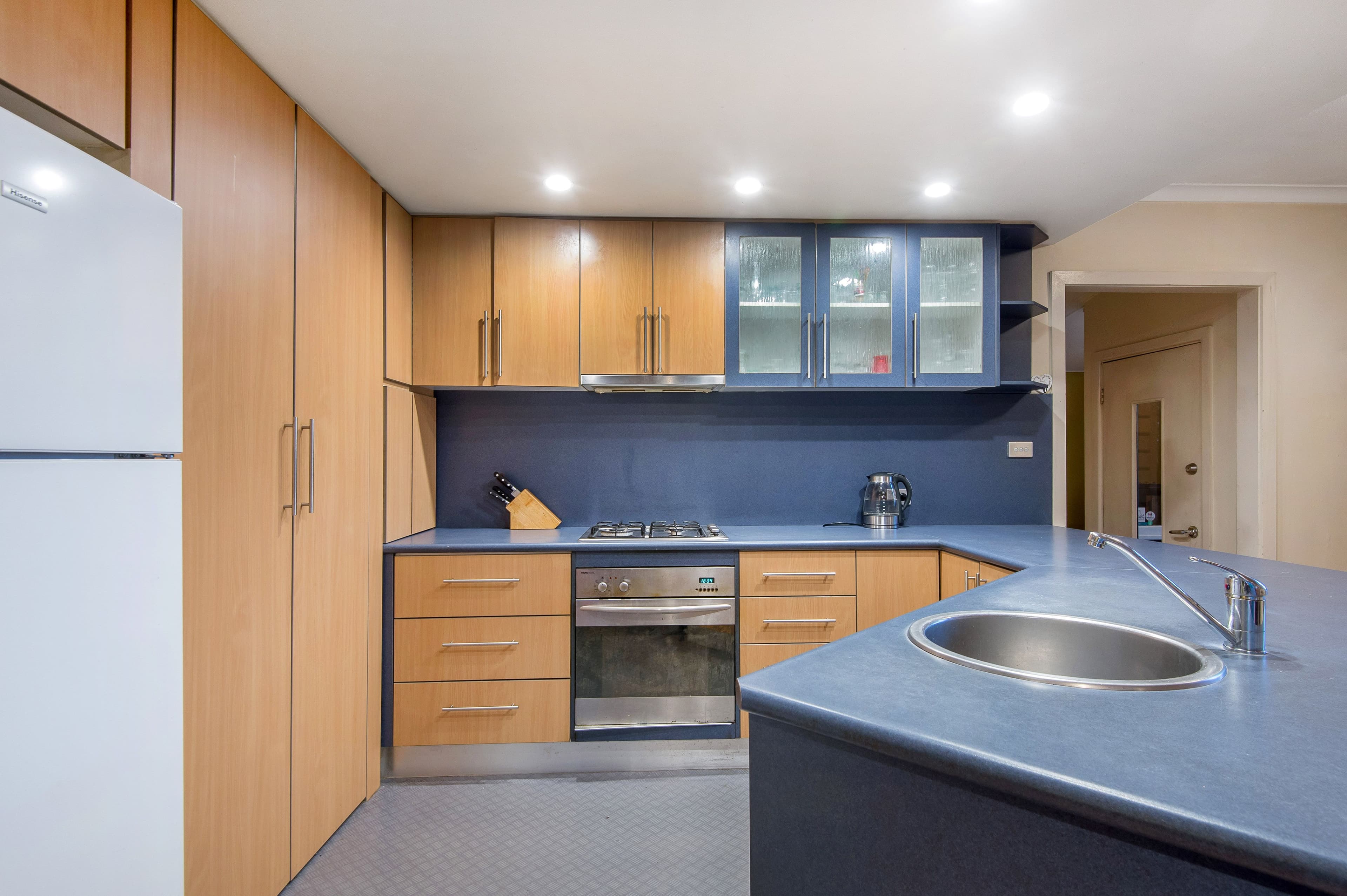 10 Graeme Street, Frankston VIC 3199, Frankston - Thumbnail 2