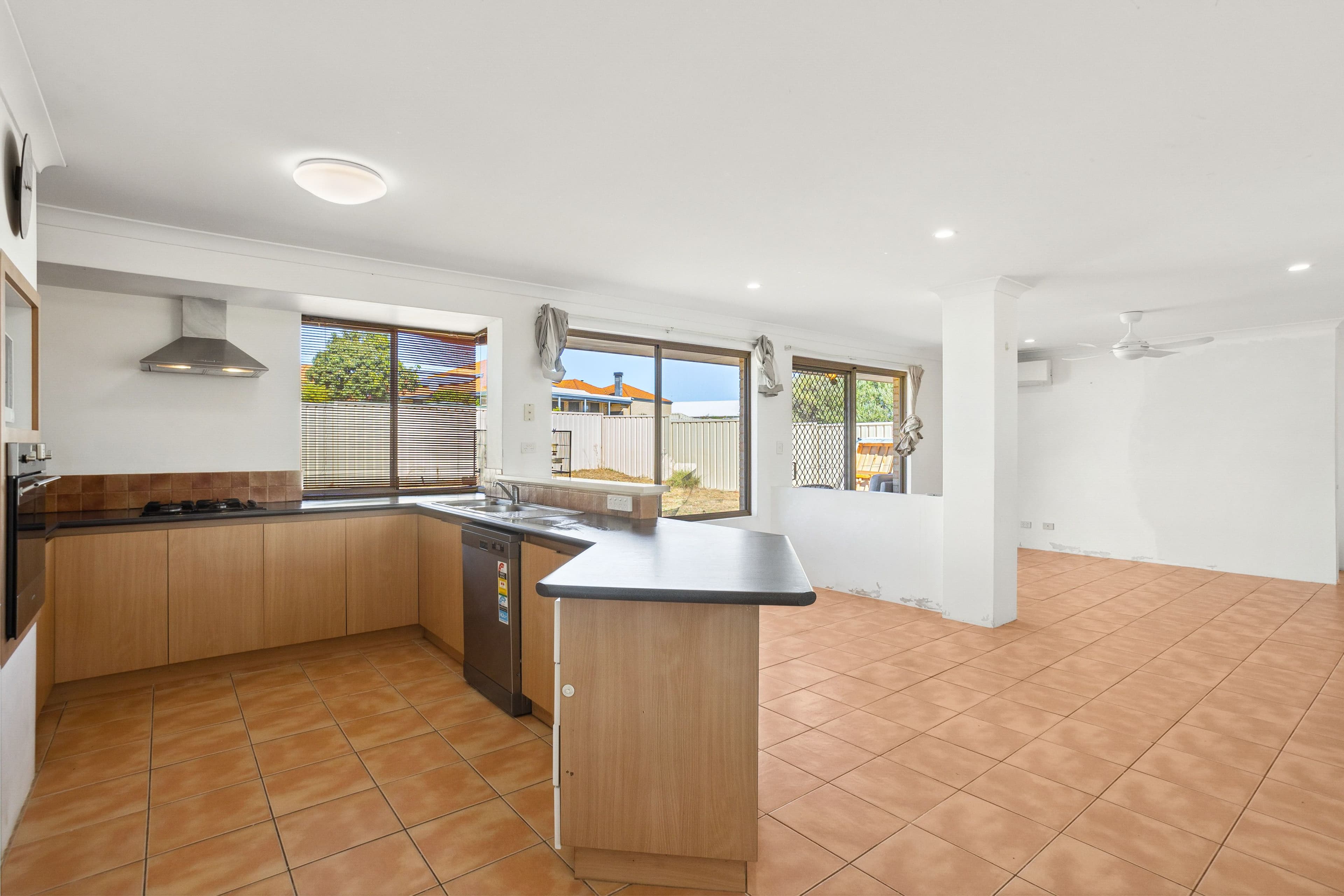 2 Ossian Way, Kinross WA 6028, Kinross - Thumbnail 4