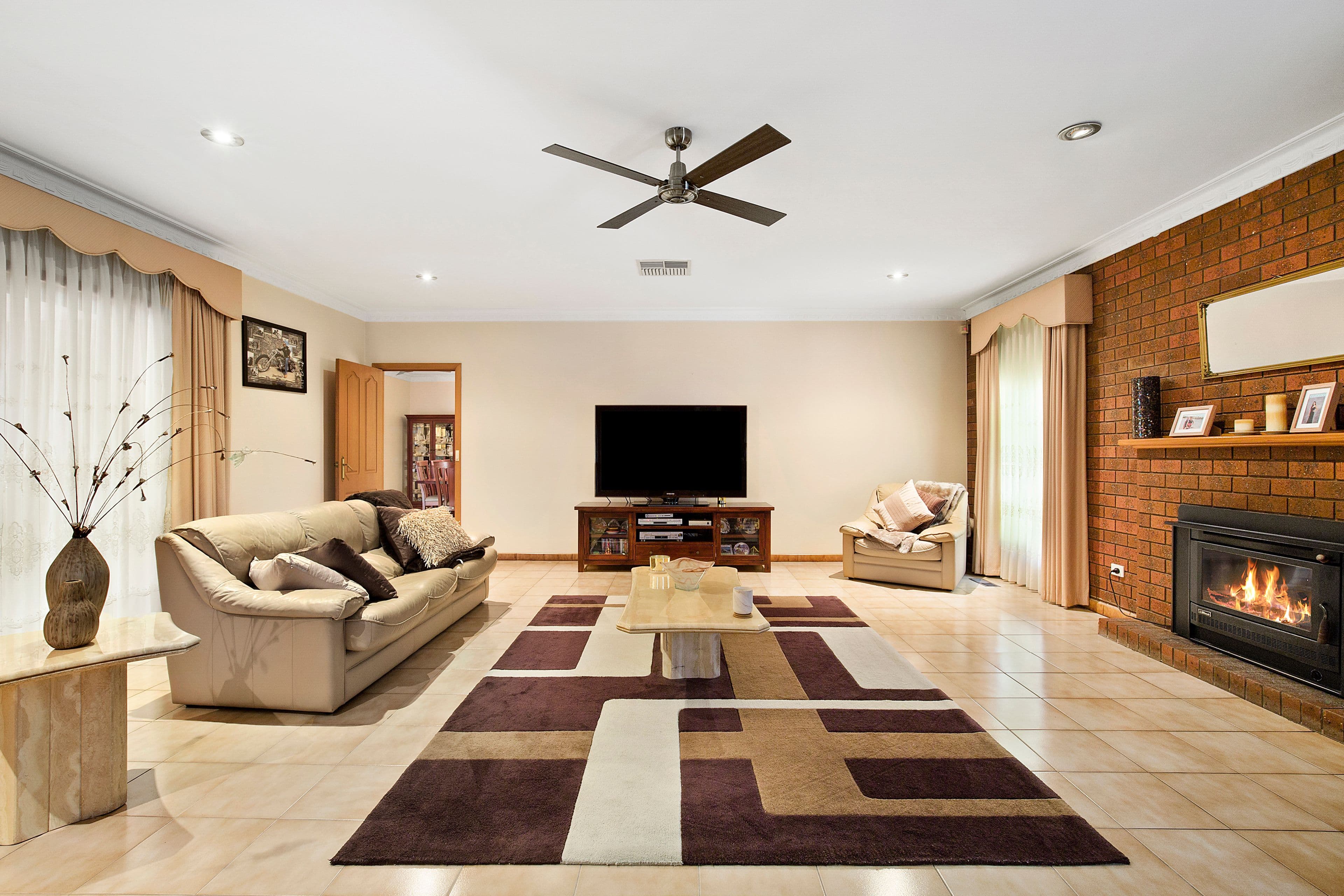 42 Findon Road, Epping VIC 3076, Epping - Thumbnail 2