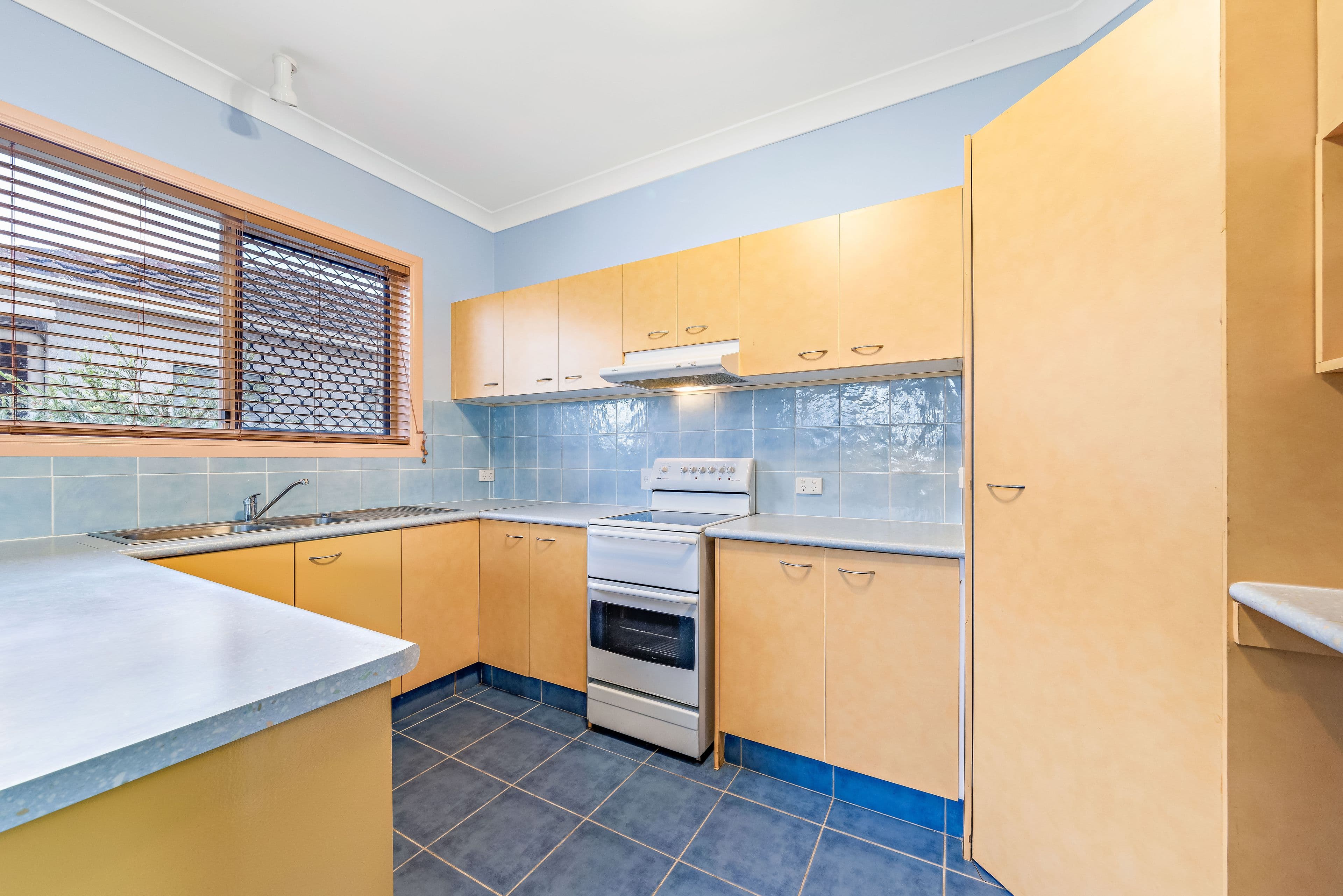 12 Valley Drive, Cannonvale QLD 4802, Cannonvale - Thumbnail 7