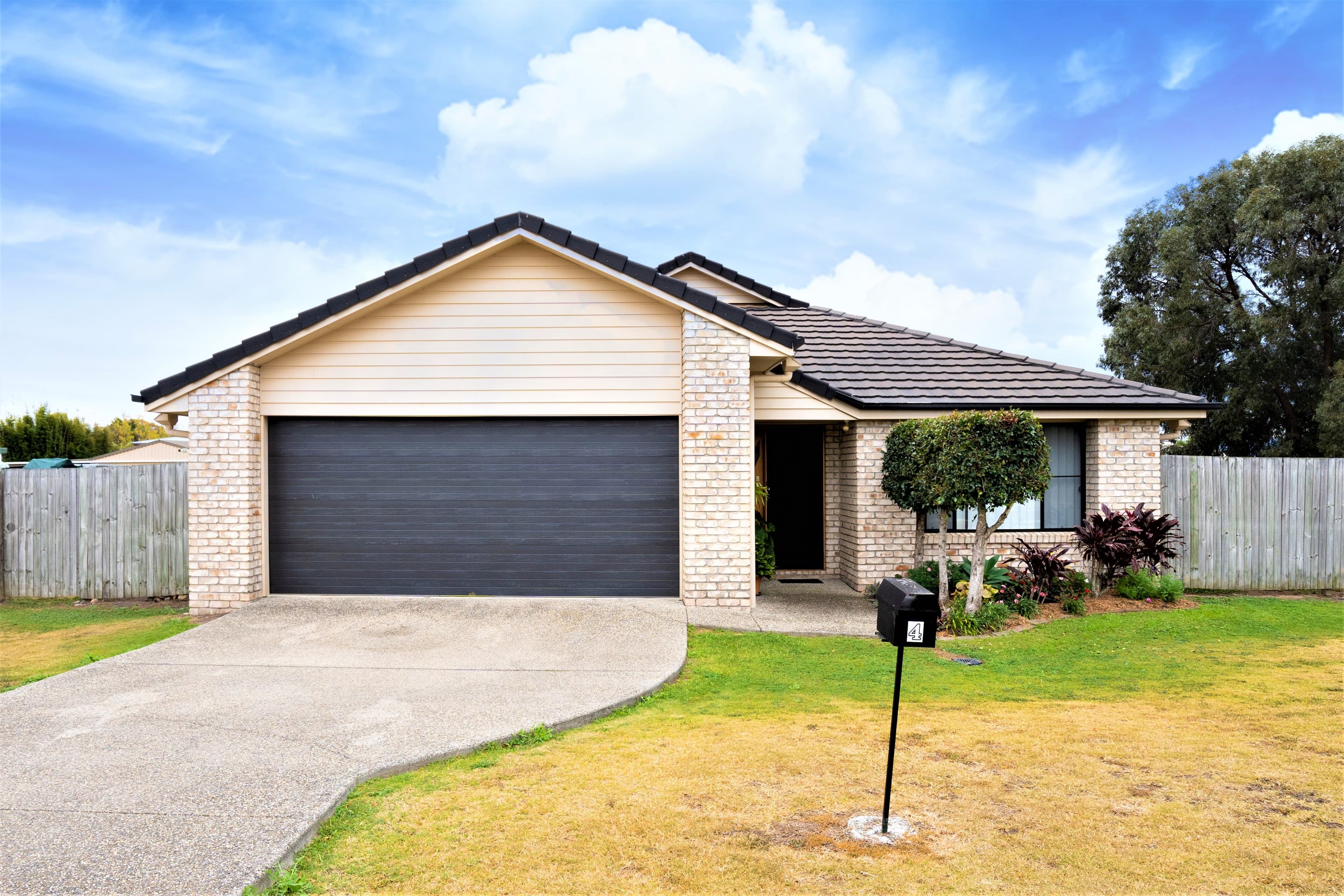 4 Haslingden Park Drive, Lowood QLD 4311, Lowood - Image 1
