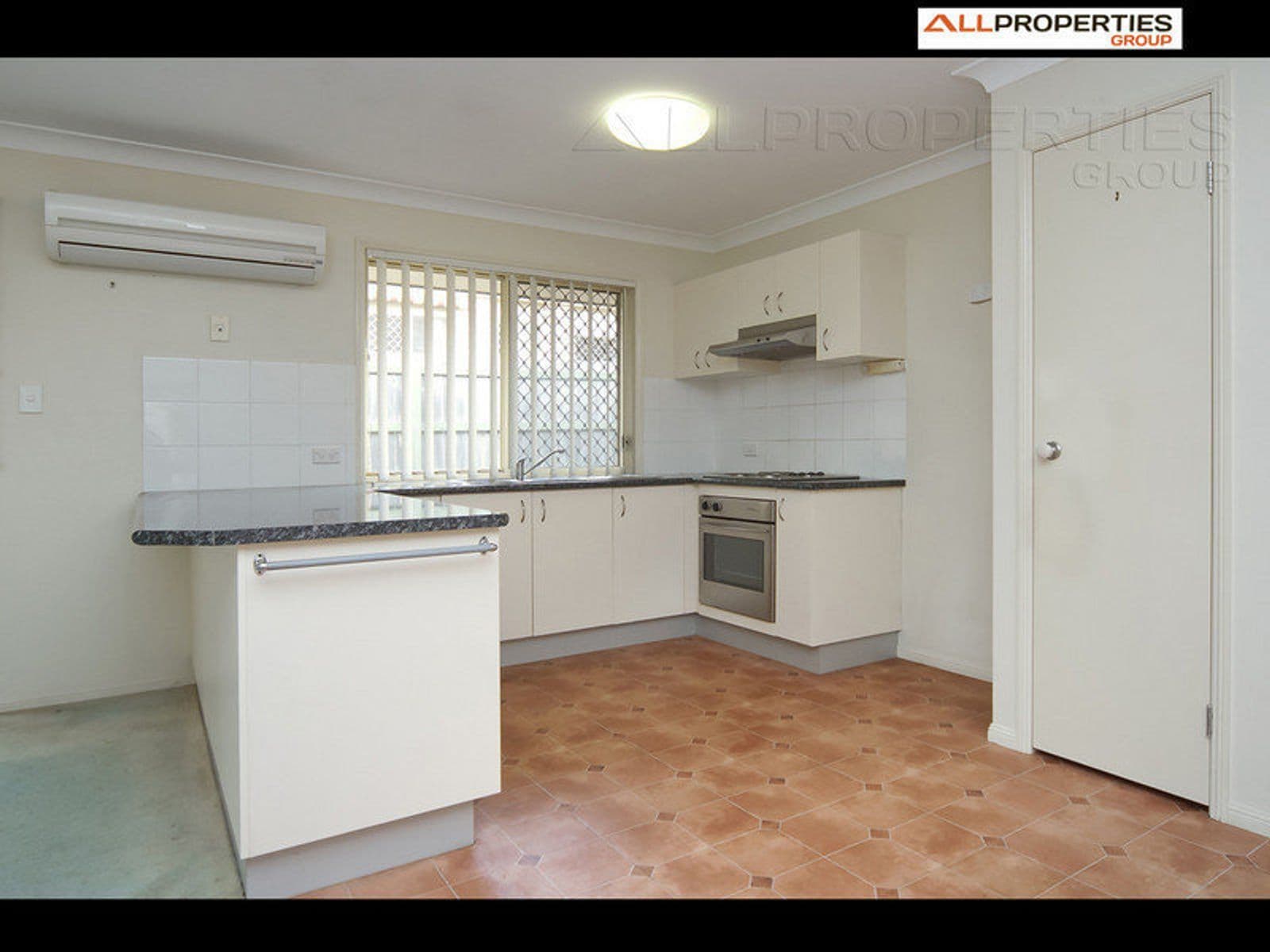 14 Venture Street, Crestmead, QLD 4132, Crestmead - Thumbnail 2