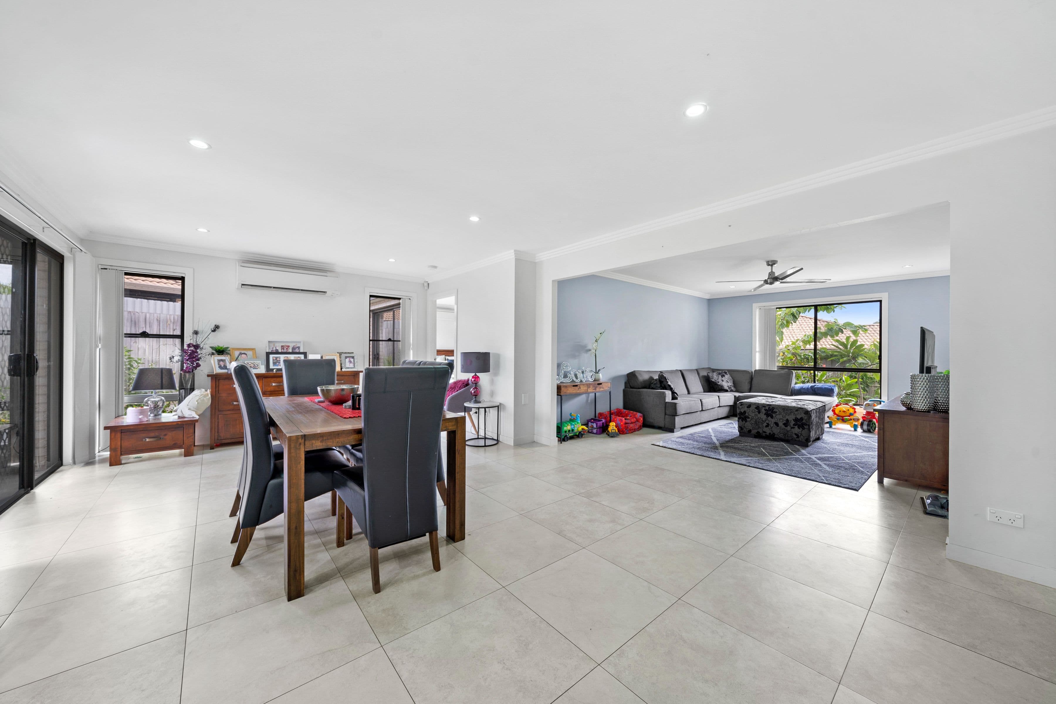 17 Voss Boulevard, Heritage Park QLD 4118, Heritage Park - Thumbnail 5