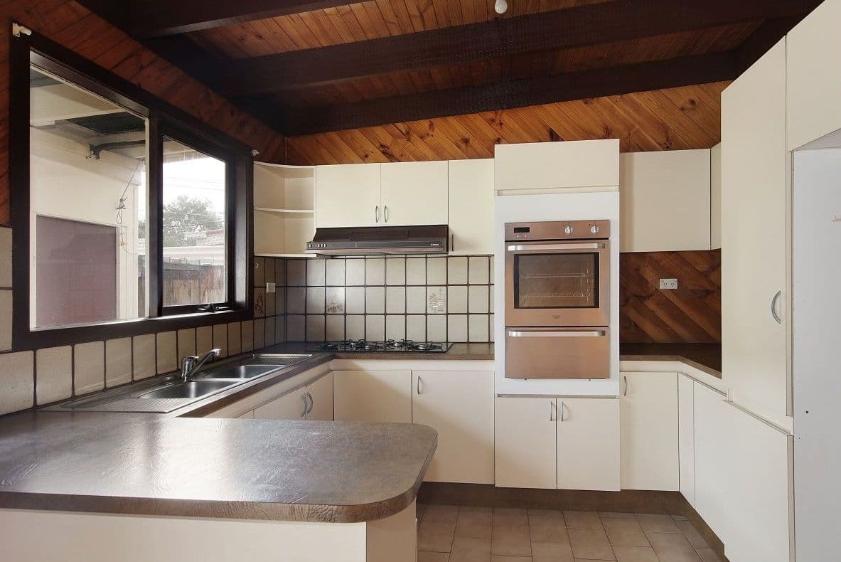 4 Armstrong Street, Coburg VIC 3058, Coburg - Thumbnail 7