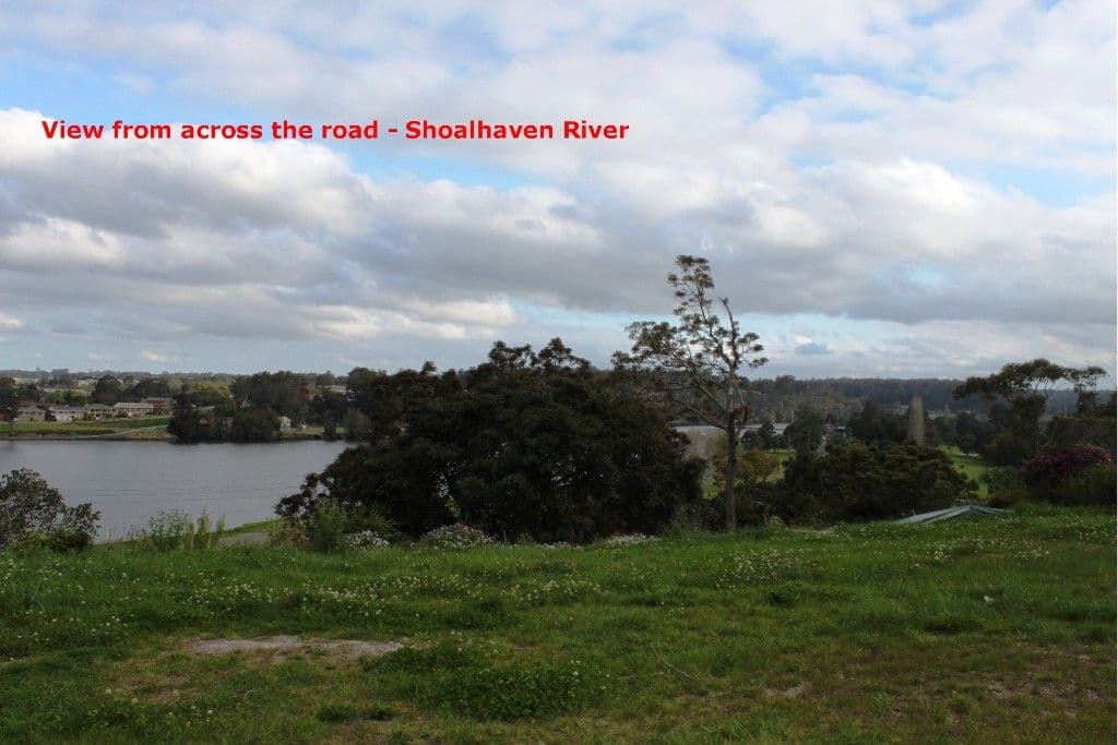 41 Illaroo Road, NORTH NOWRA NSW 2541, North Nowra - Thumbnail 2