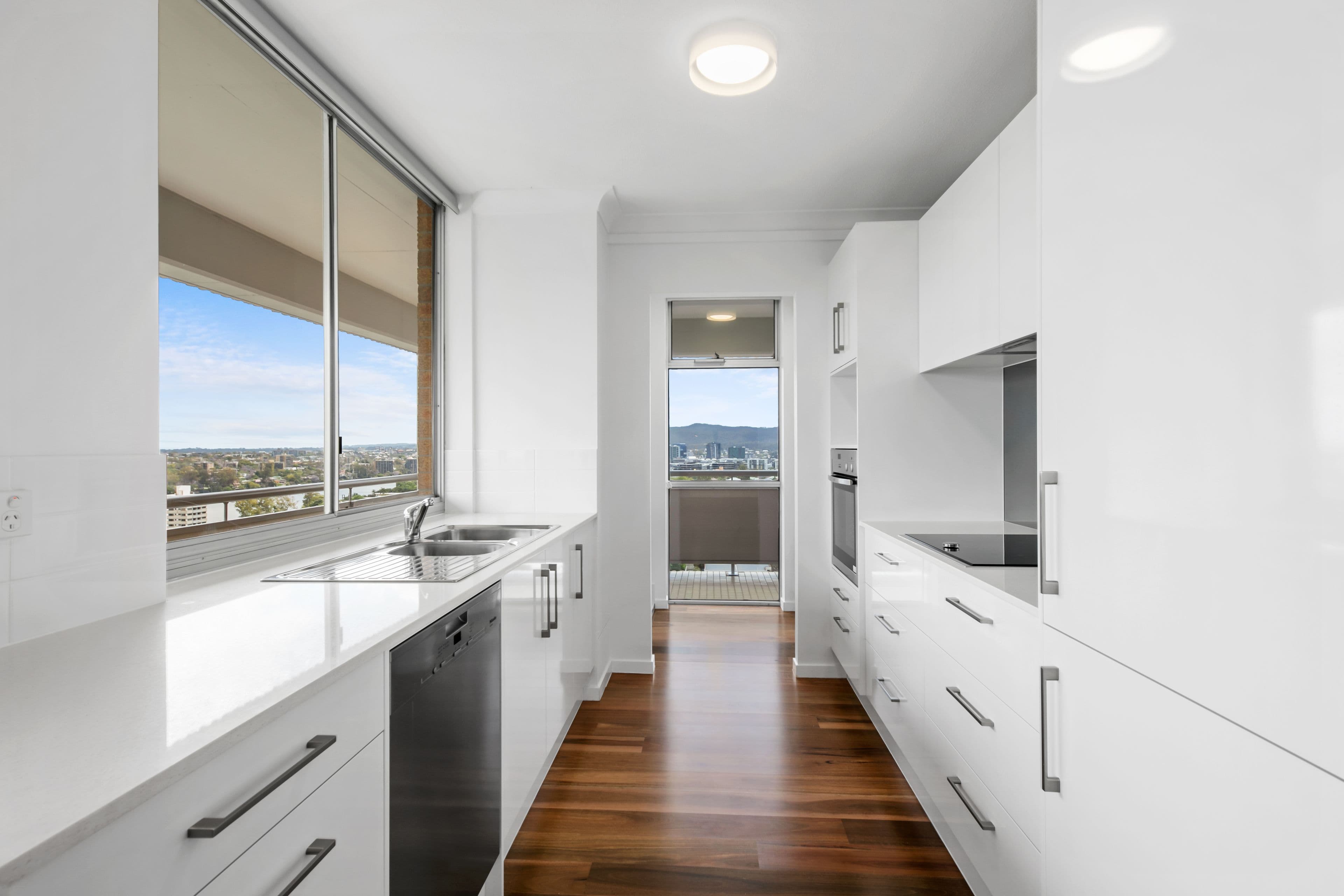 91 Dornoch Terrace, Highgate Hill QLD 4101, Highgate Hill - Thumbnail 4