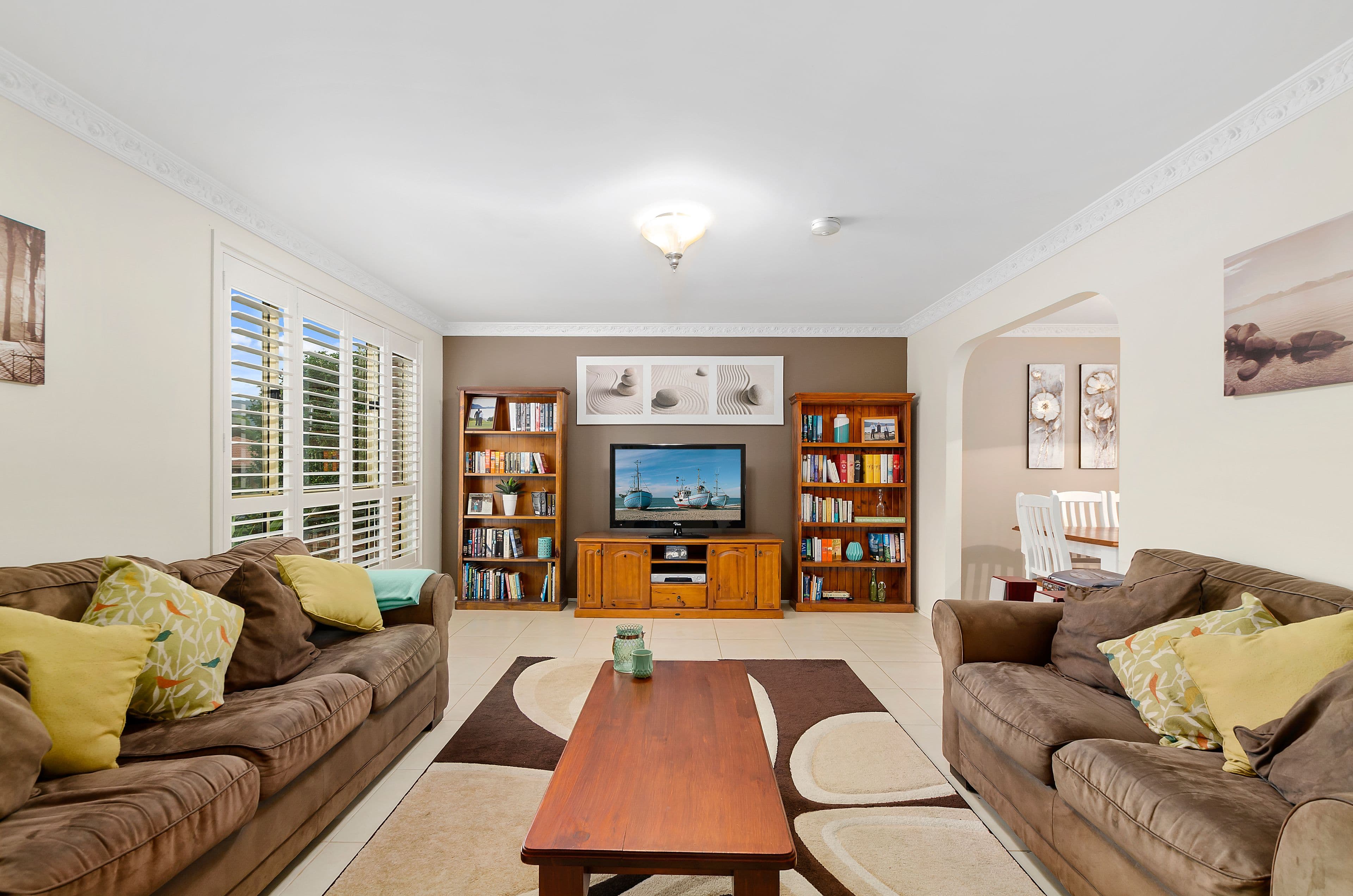 47 Robins Creek Drive, Horsley - Thumbnail 3