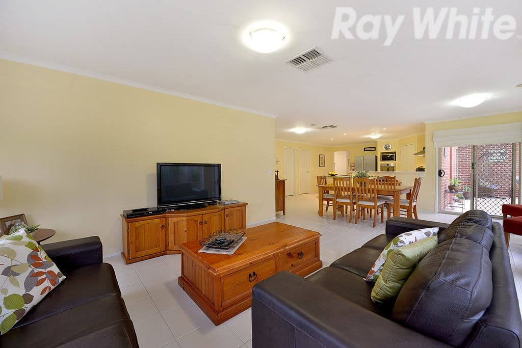 98 Fairway Drive, Rowville VIC 3178, Rowville - Thumbnail 3