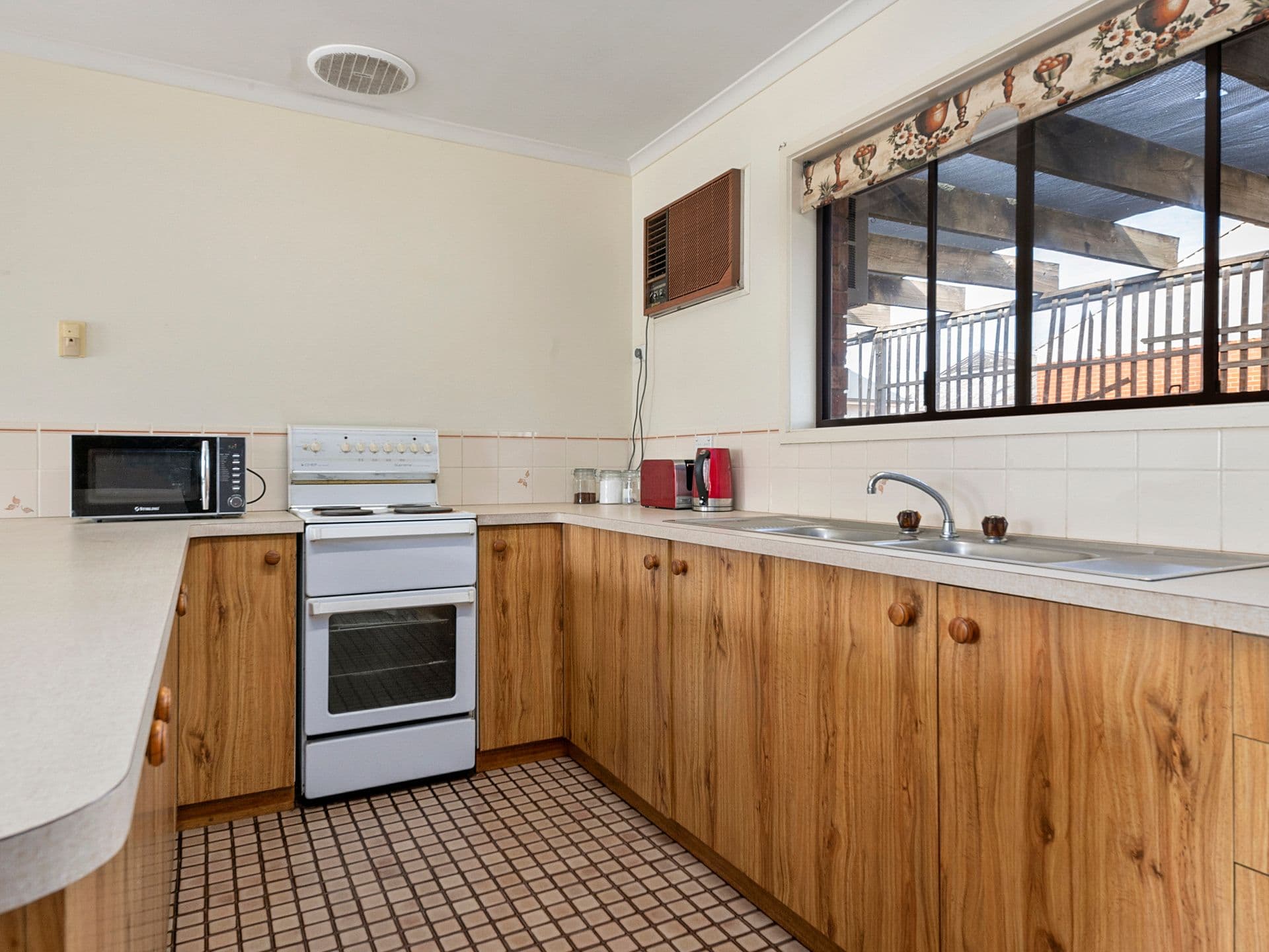 16 Killena Avenue, Benalla VIC 3672, Benalla - Thumbnail 6