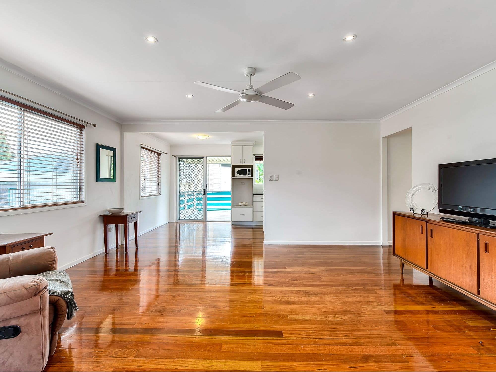 28 Blackwood Road, Geebung QLD 4034, Geebung - Thumbnail 3