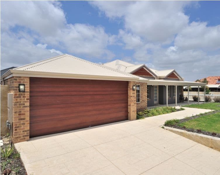 16 Arrowsmith Avenue, ELLENBROOK WA 6069, Ellenbrook - Thumbnail 2