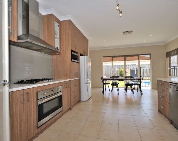 16 Arrowsmith Avenue, ELLENBROOK WA 6069, Ellenbrook - Thumbnail 8