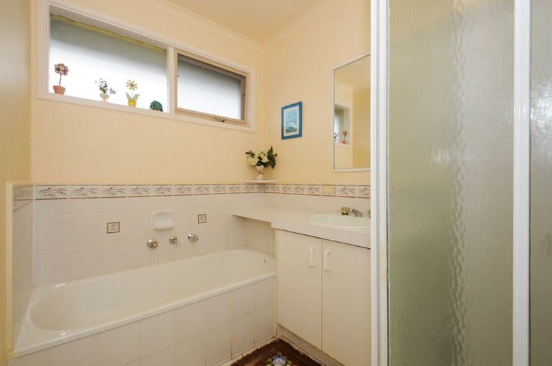 4 Strathearn Court, CARRUM DOWNS VIC 3201, Carrum Downs - Thumbnail 5