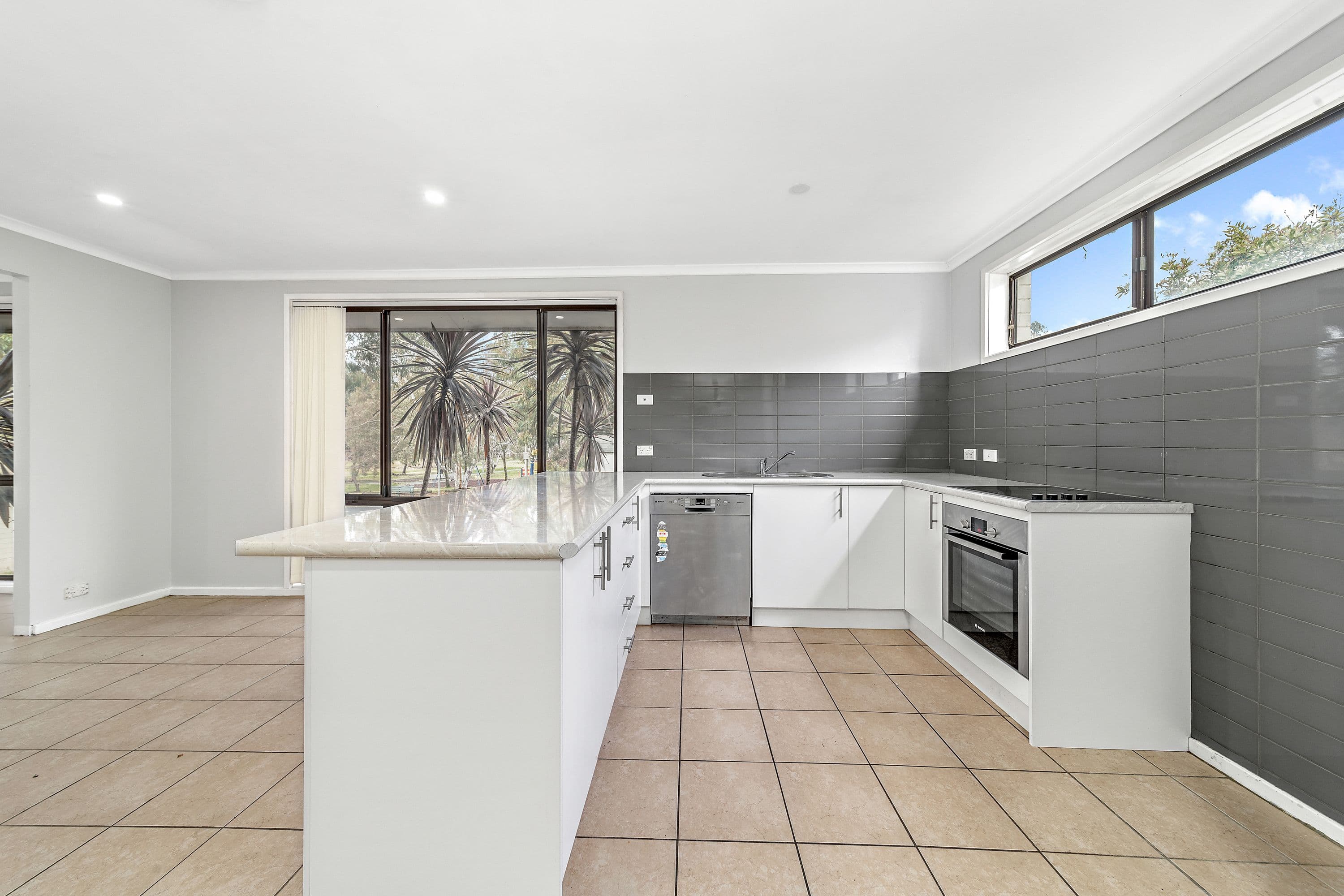 19 Shakespeare Crescent, Fraser ACT 2615, Fraser - Thumbnail 4
