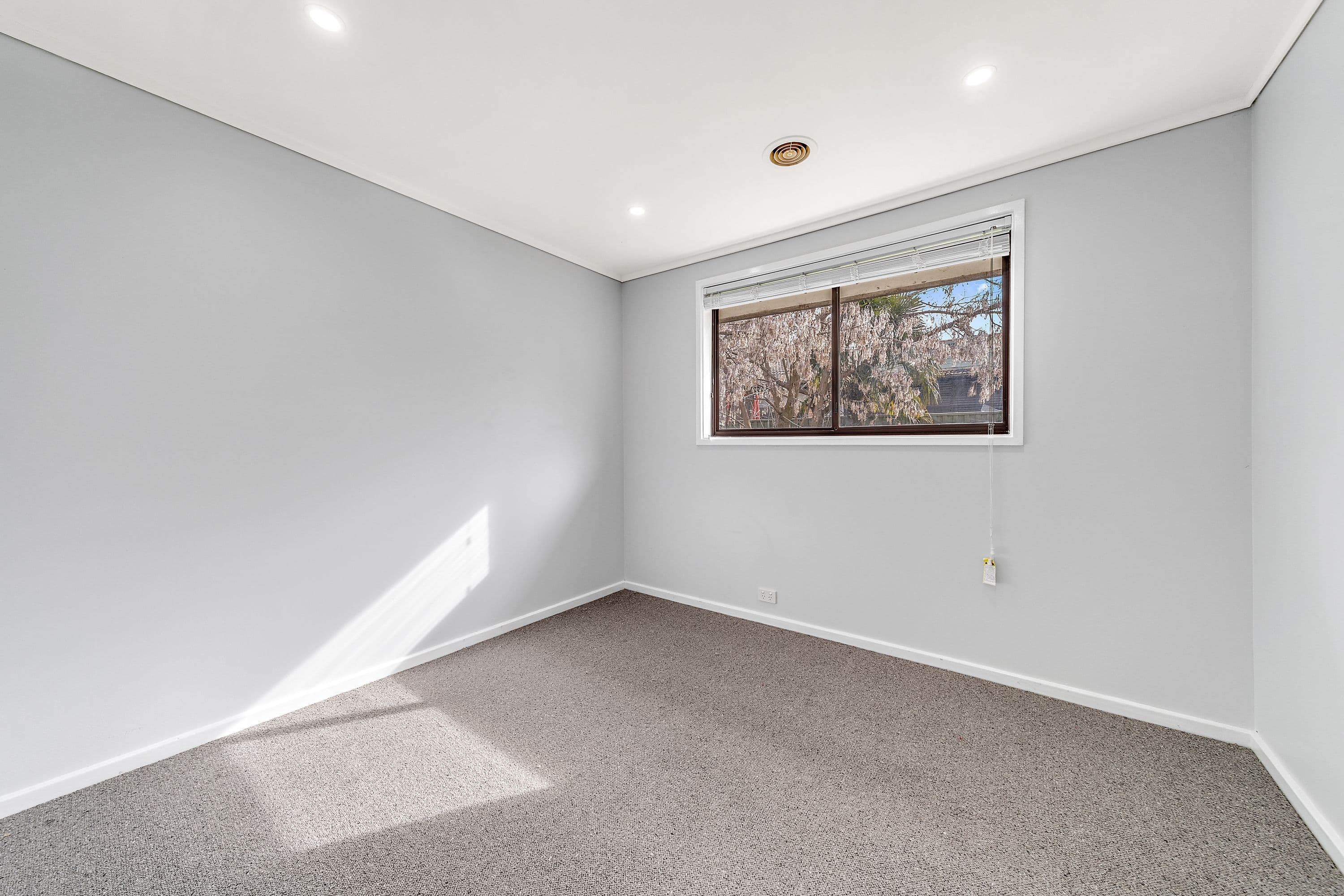 19 Shakespeare Crescent, Fraser ACT 2615, Fraser - Thumbnail 7