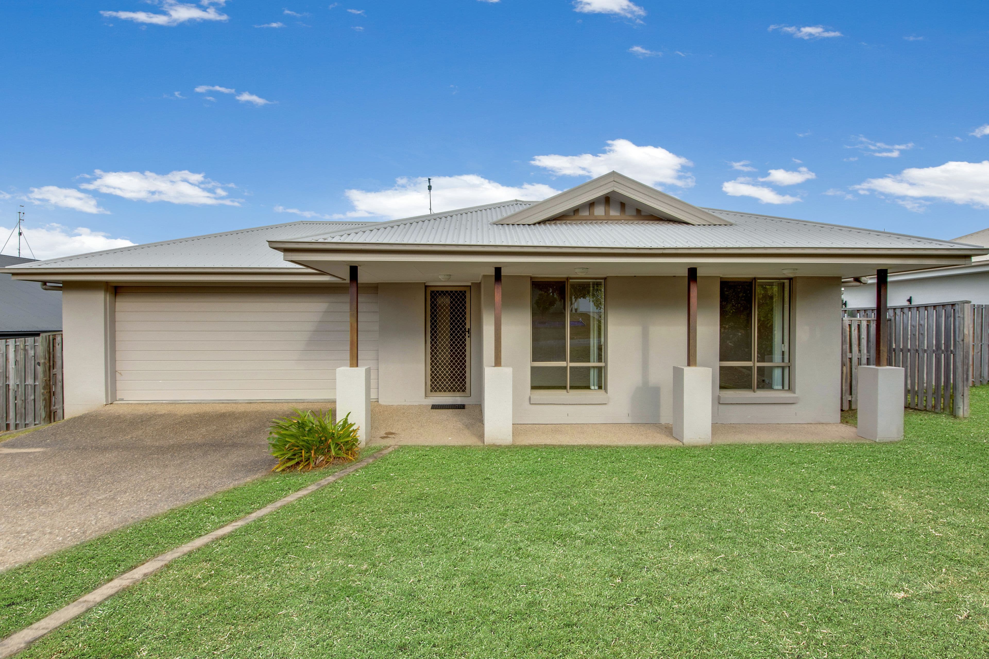 22 Cornforth Crescent, Kirkwood QLD 4680, Kirkwood - Image 1