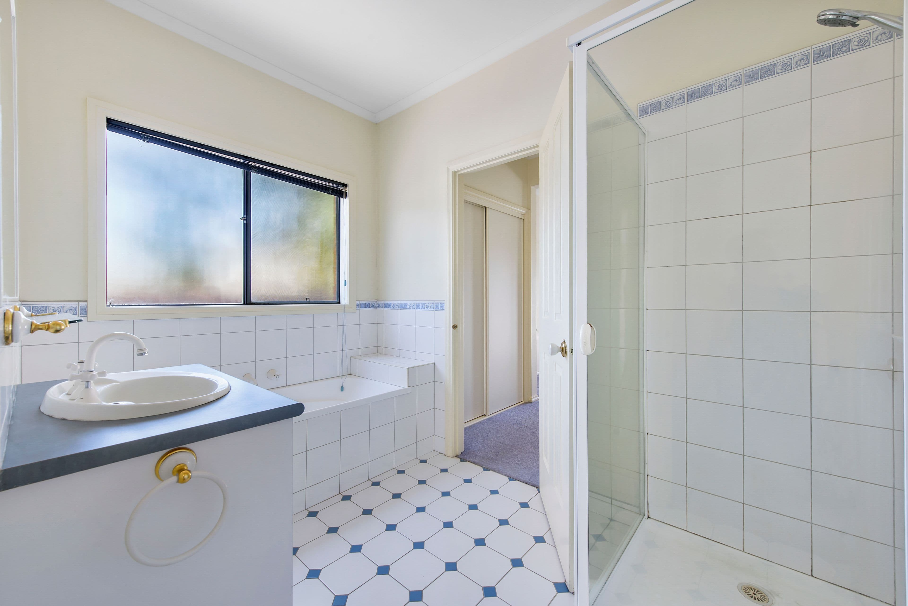13 Netherton Place, Caroline Springs VIC 3023, Caroline Springs - Thumbnail 6