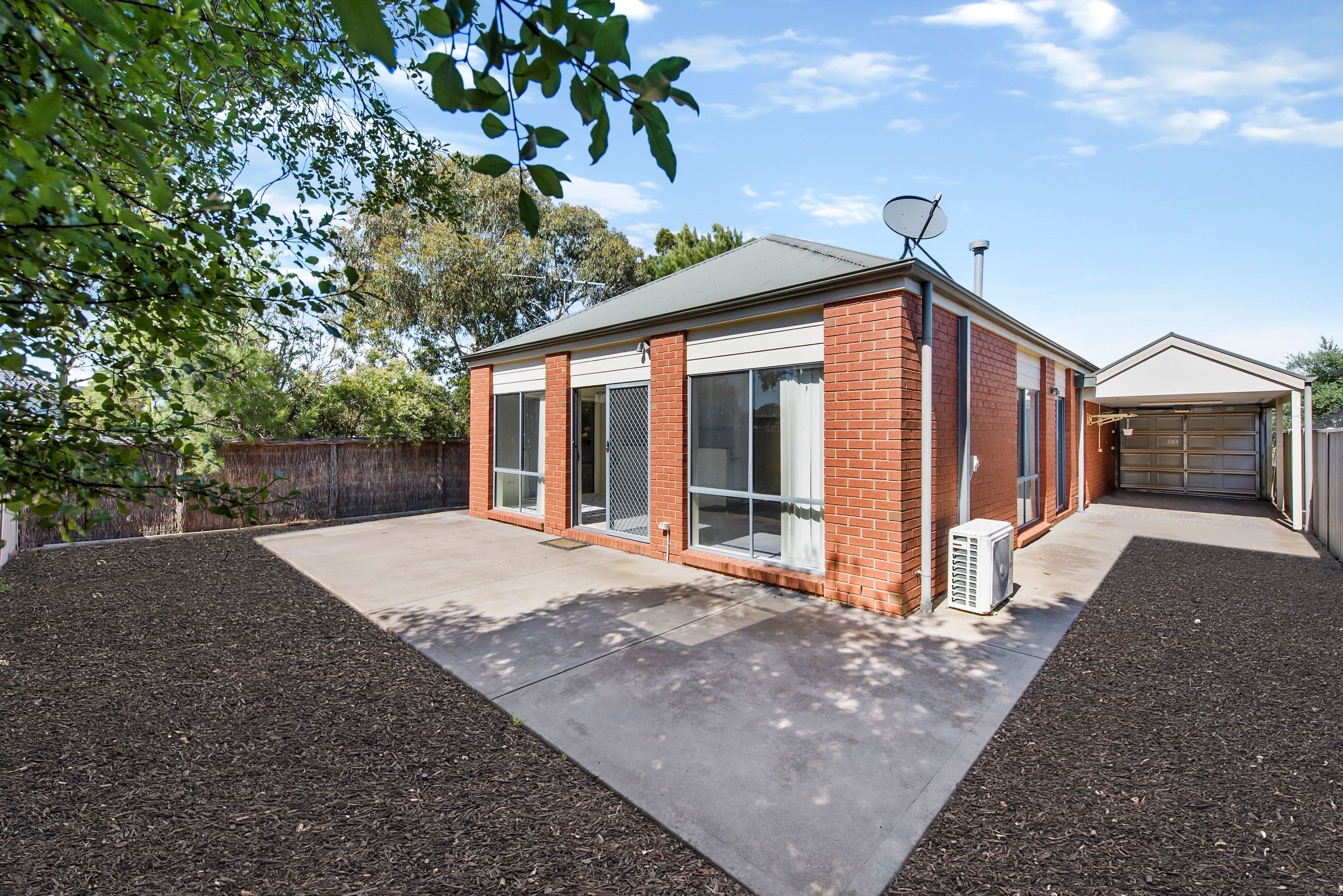 13 Netherton Place, Caroline Springs VIC 3023, Caroline Springs - Thumbnail 7