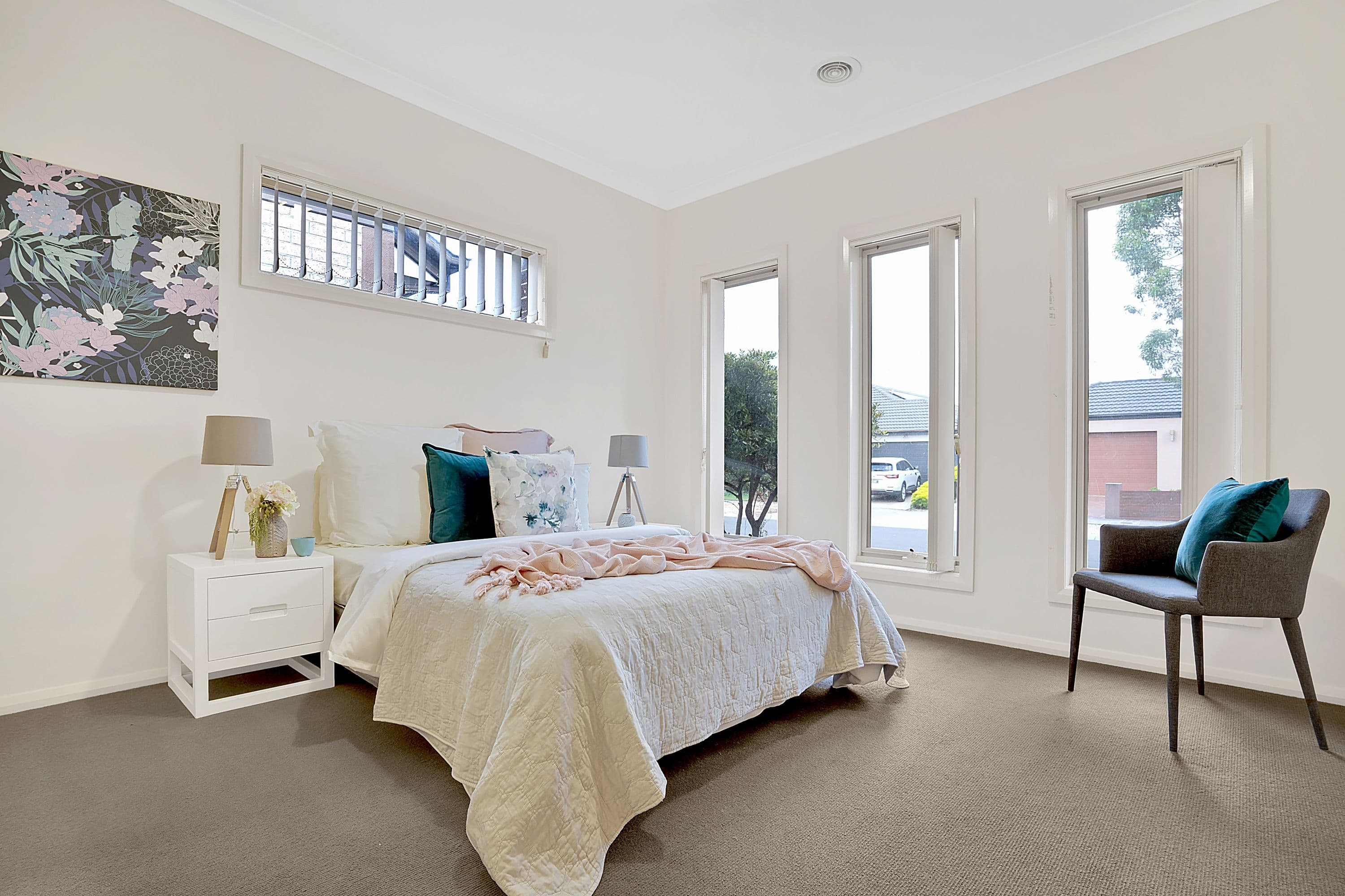 8 Hollows Court, Craigieburn VIC 3064, Craigieburn - Thumbnail 3