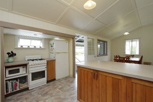 15 Steen Street, SOUTH MACKAY QLD 4740, South Mackay - Thumbnail 5