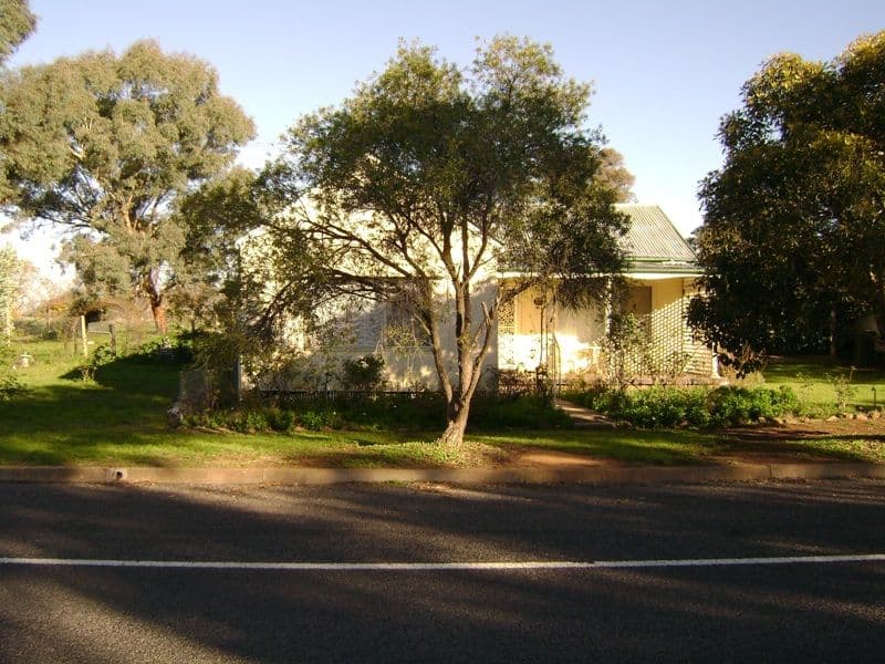10 Main Street, GOOLOOGONG NSW 2805, Gooloogong - Thumbnail 2