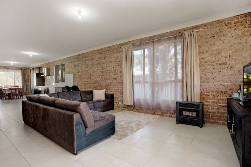 119 New England Highway, GRETA NSW 2334, Greta - Thumbnail 2