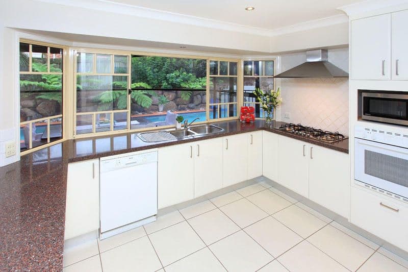 137 Galaxy Street, BRIDGEMAN DOWNS QLD 4035, Bridgeman Downs - Thumbnail 5