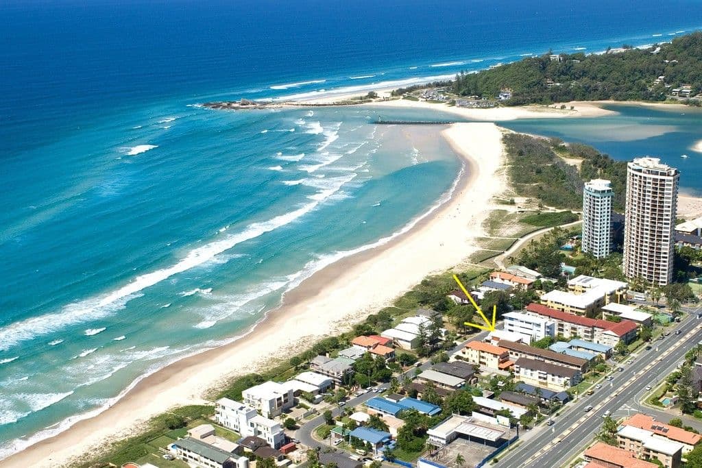 22 Jefferson Lane, Palm Beach QLD 4221, Palm Beach - Thumbnail 2