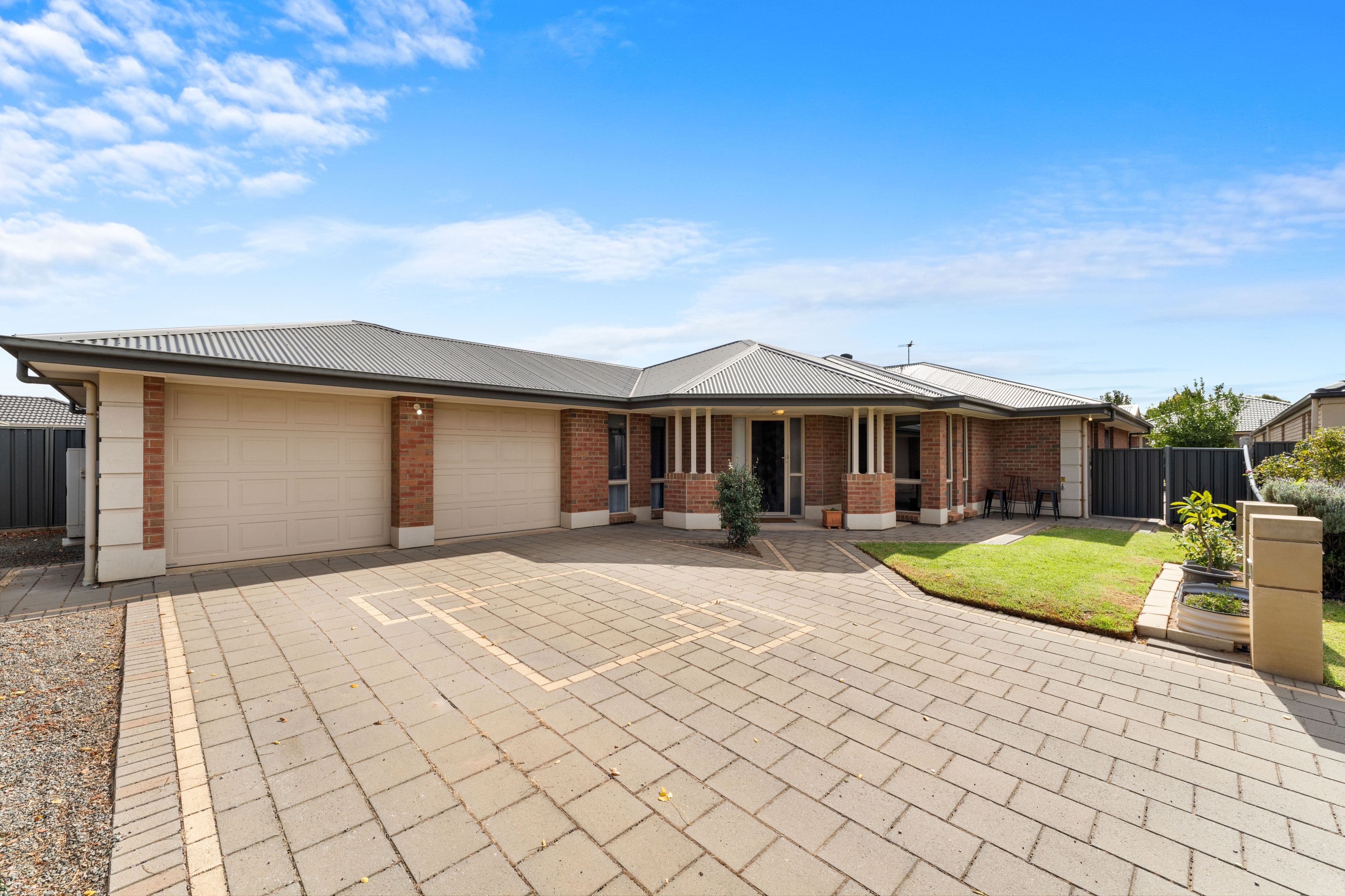 2/6 Oddy Street, Drouin, Drouin - Image 1