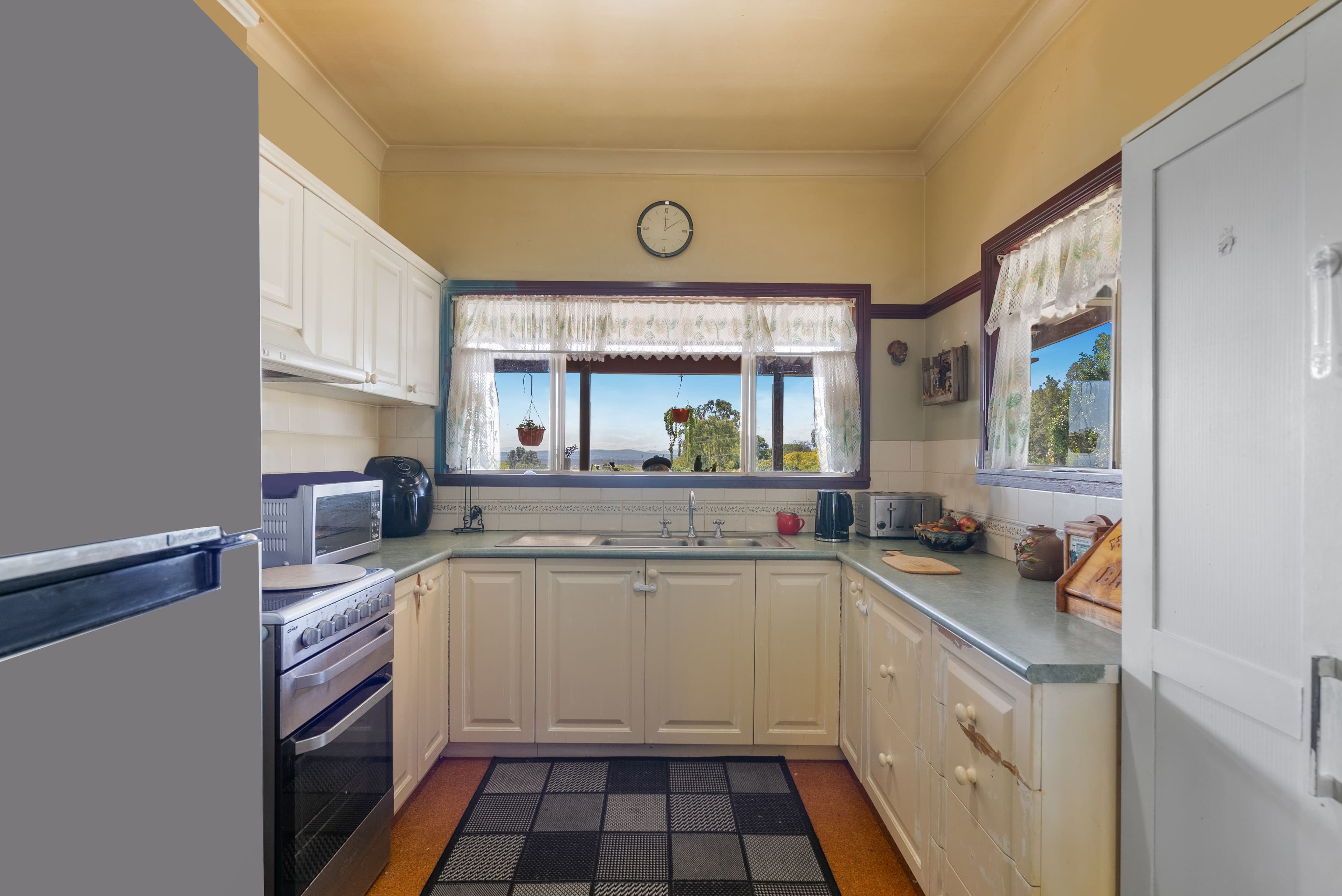 22 Reservoir Road, Lowood QLD 4311, Lowood - Thumbnail 8