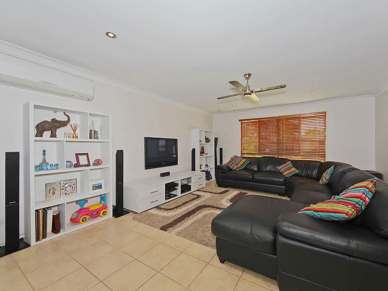 25 Hickey Way, CARRARA QLD 4211, Carrara - Thumbnail 6