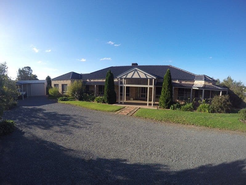 10 Sunset Court, Yarrawonga VIC 3730, Yarrawonga - Image 1