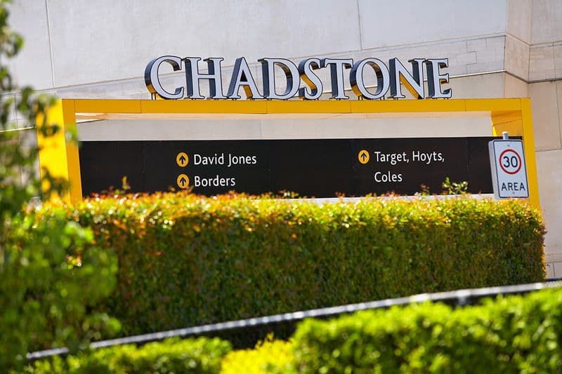 17 Hillcrest Avenue, CHADSTONE VIC 3148, Chadstone - Thumbnail 2