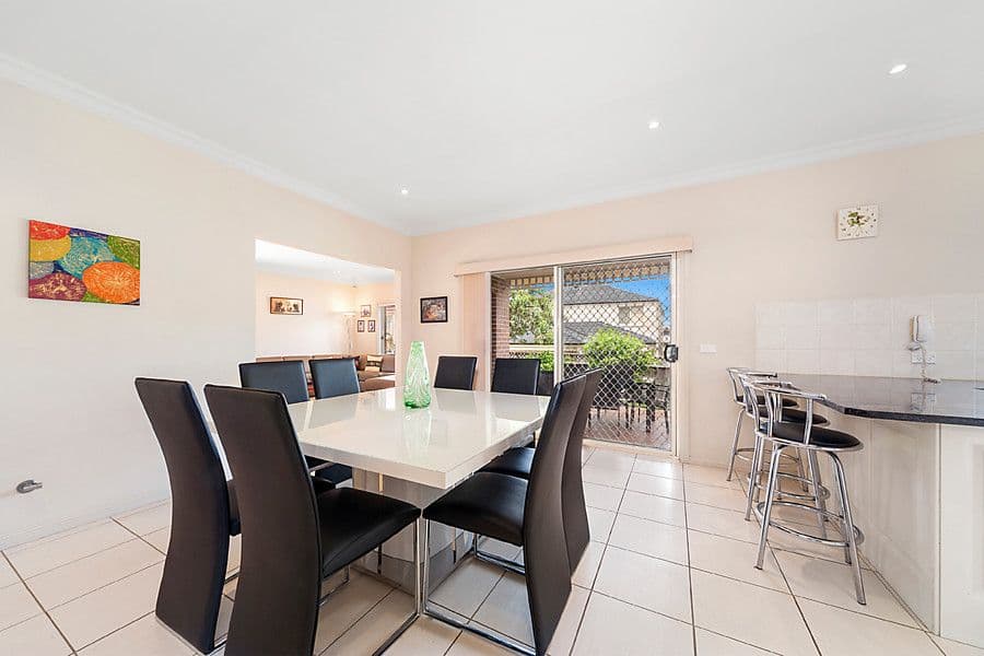 1 Lodgeworth Place, Castle Hill NSW 2154, Castle Hill - Thumbnail 4