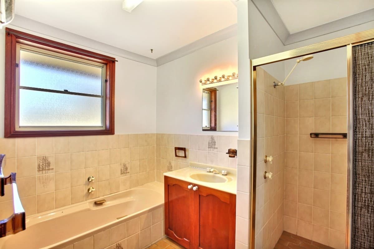 2/18-20 Victoria Road, THIRLMERE, Thirlmere - Image 1