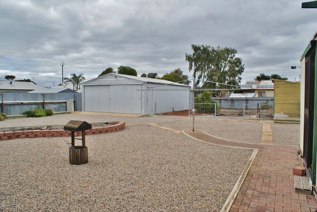 3 Russell Street, Tailem Bend SA 5260, Tailem Bend - Thumbnail 3