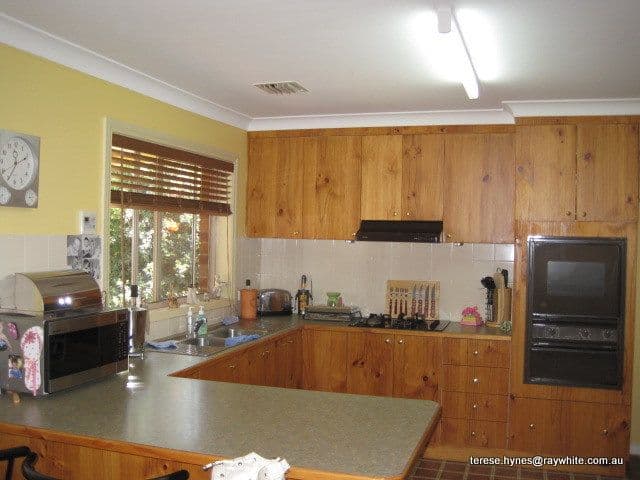 5 Petticoat Lane, YOUNG NSW 2594, Young - Thumbnail 2