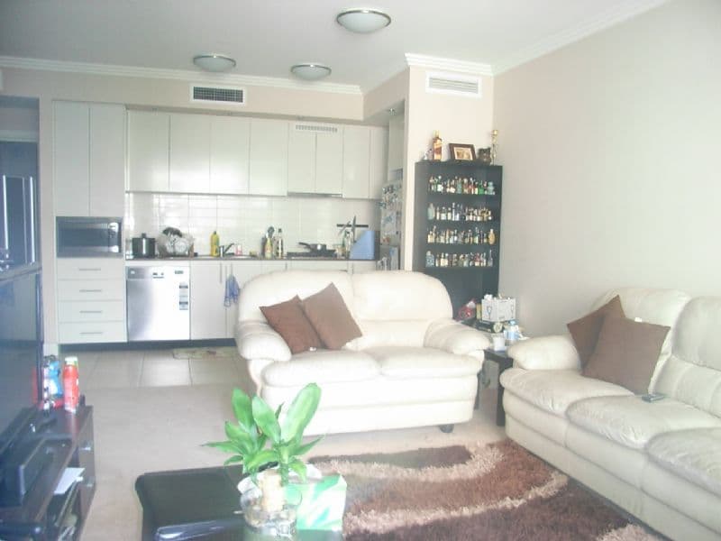 5 Bay Drive, MEADOWBANK NSW 2114, Meadowbank - Thumbnail 5