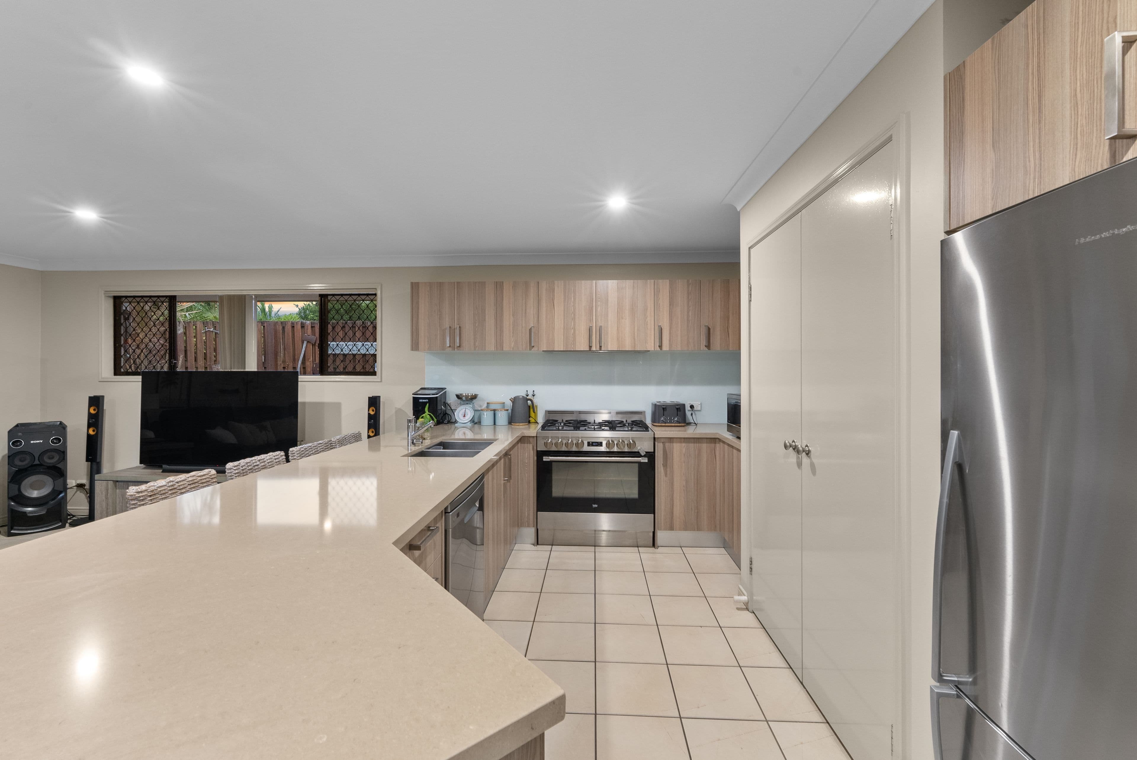 10 Tuggeranong Avenue, Pacific Pines QLD 4211, Pacific Pines - Thumbnail 4