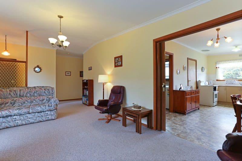 32 Warranilla Avenue, ROSEBUD VIC 3939, Rosebud - Thumbnail 4