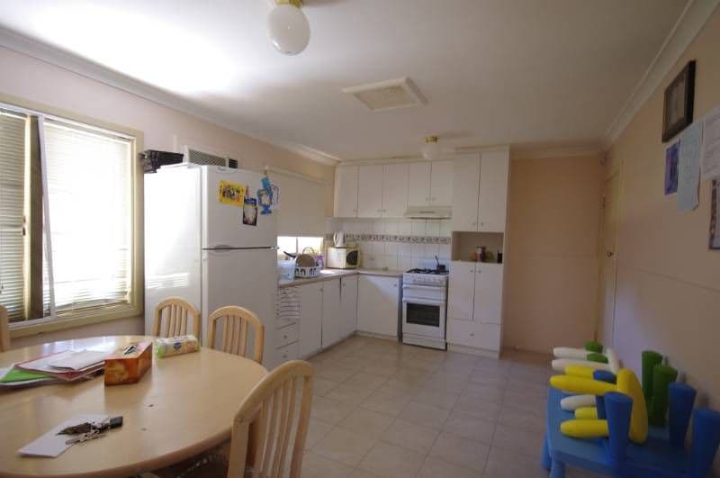 31 Burbridge Avenue, KOONDOOLA WA 6064, Koondoola - Thumbnail 3