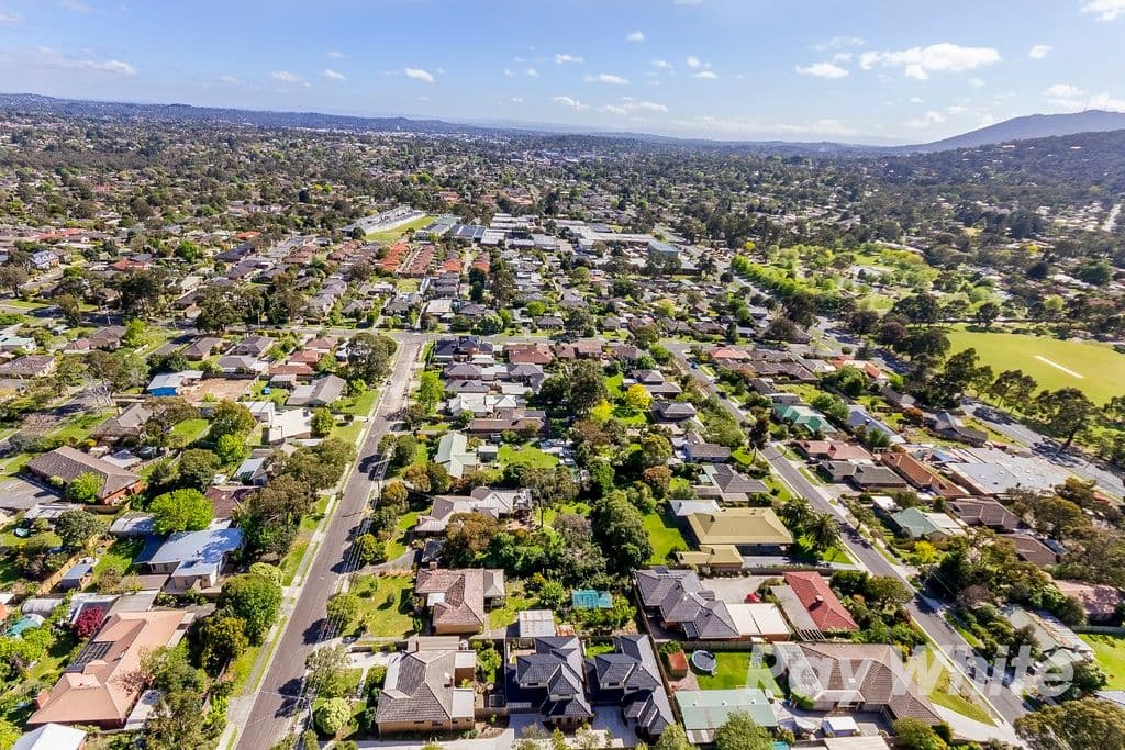 8 Commercial Road, FERNTREE GULLY VIC 3156, Ferntree Gully - Thumbnail 7