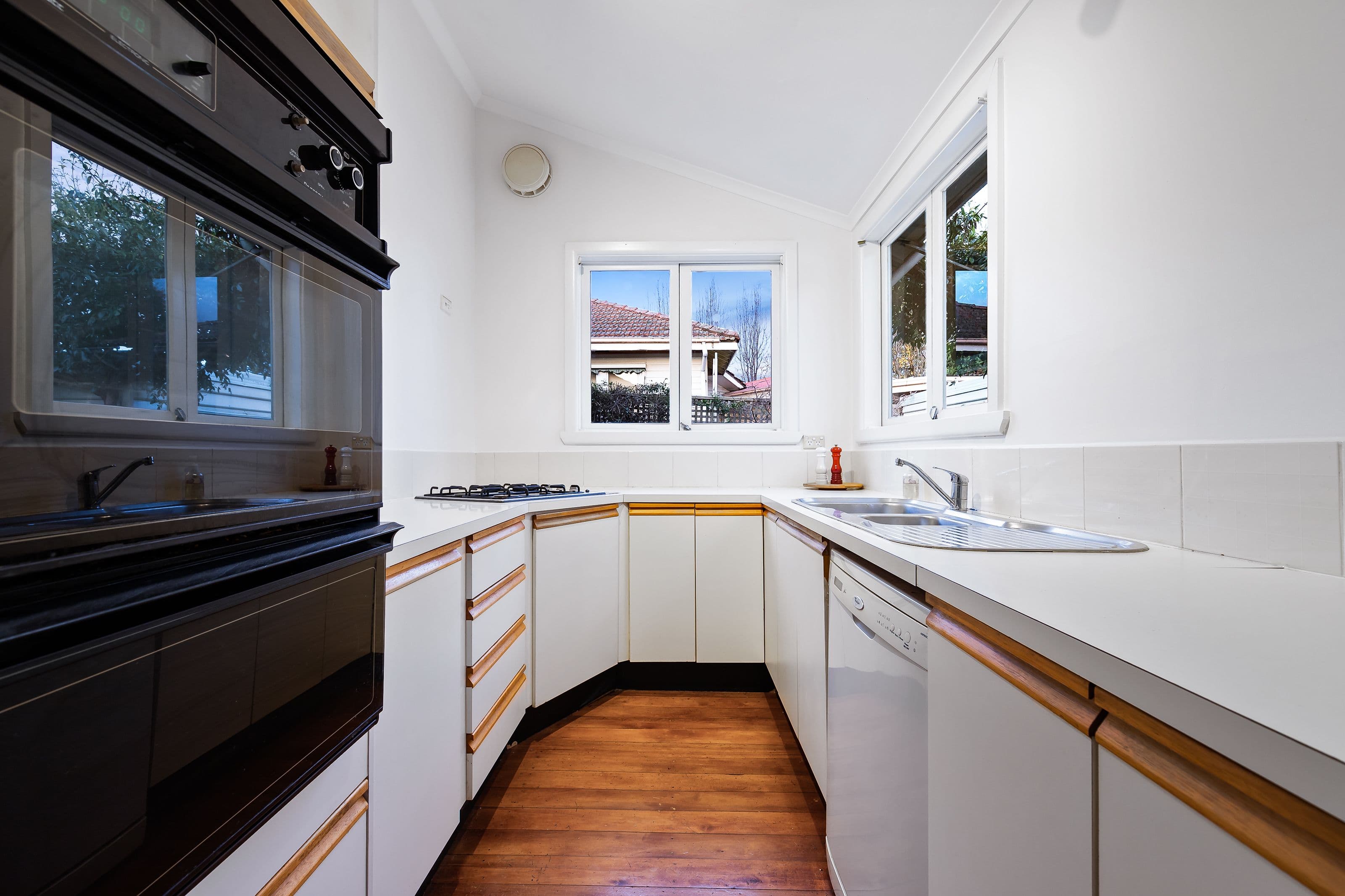 3 Amelia Street, Camberwell VIC 3124, Camberwell - Thumbnail 5