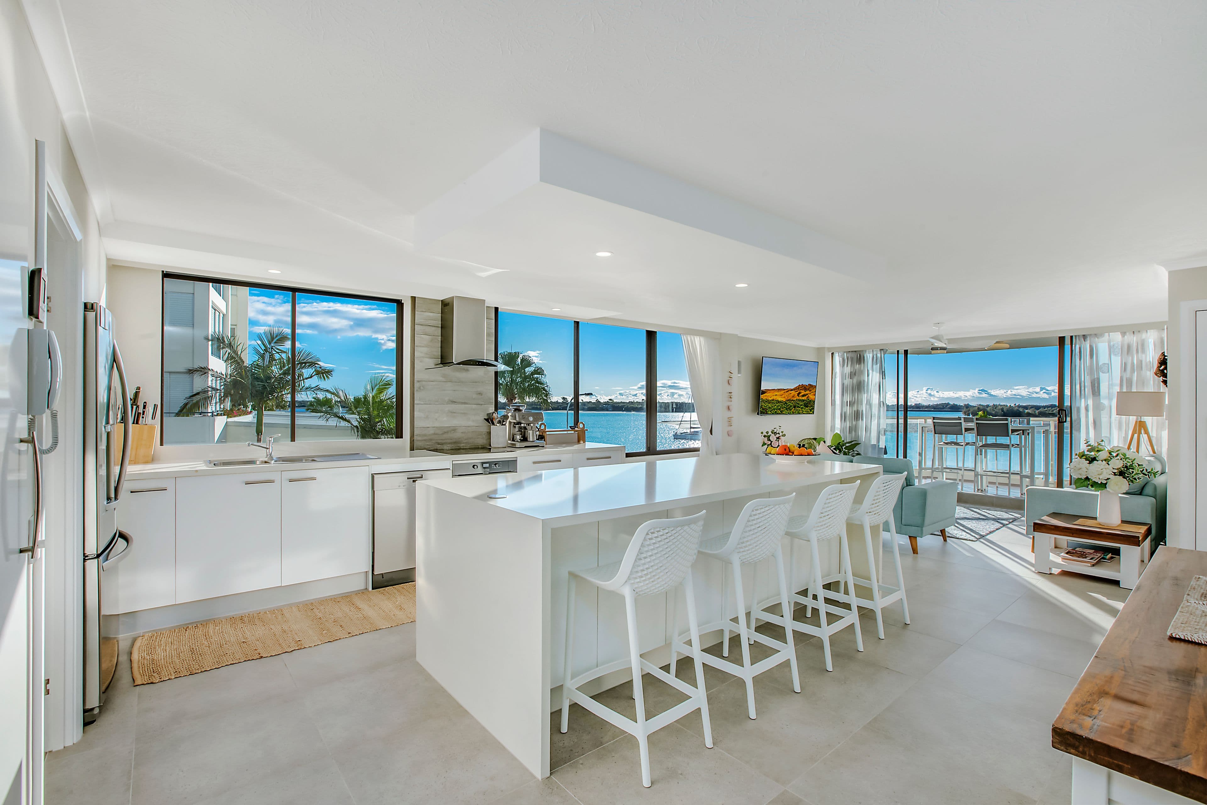 318 Marine Parade, Labrador QLD 4215, Labrador - Image 1
