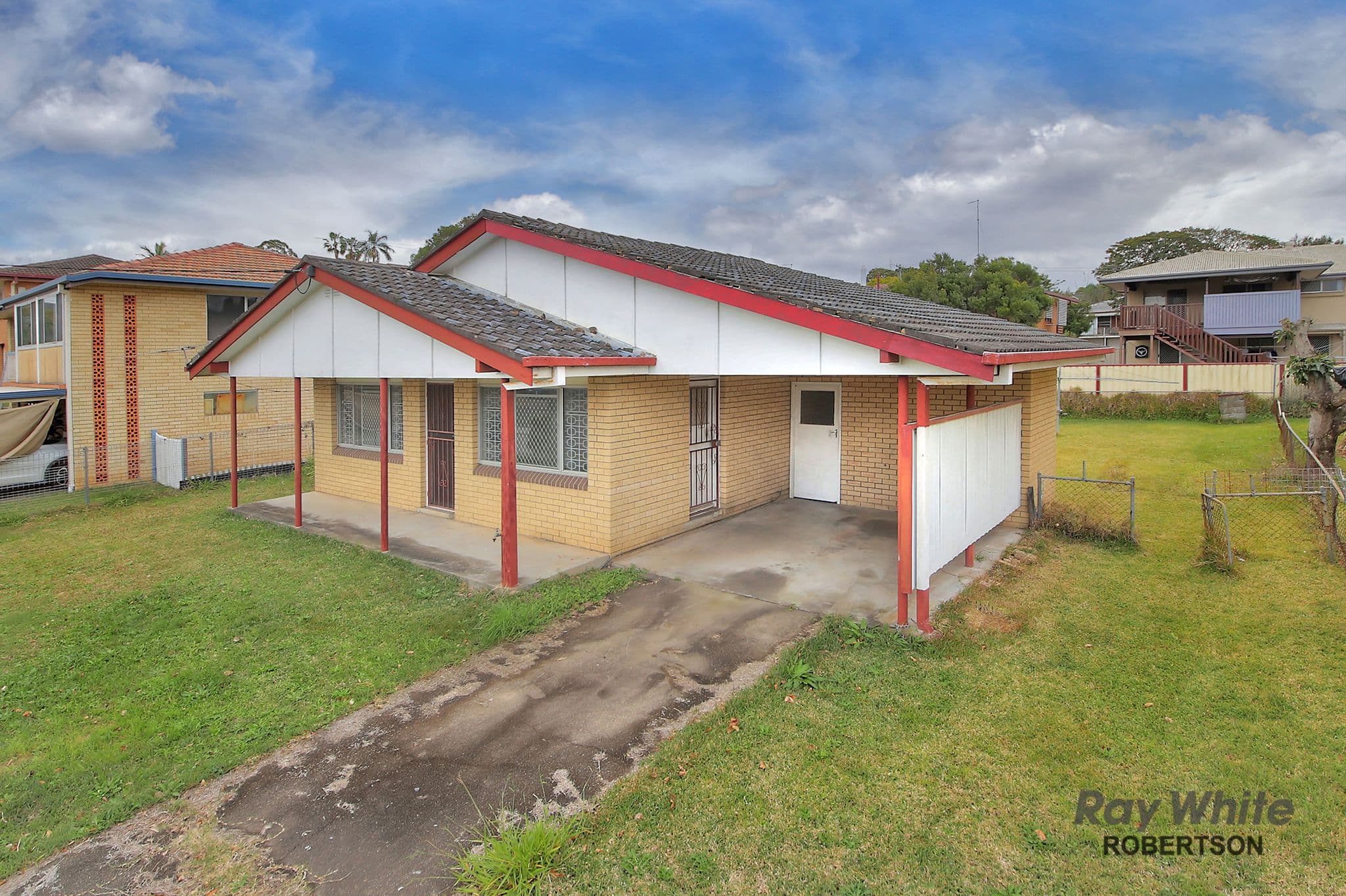 202 Broadwater Road, Mansfield QLD 4122, Mansfield - Thumbnail 4